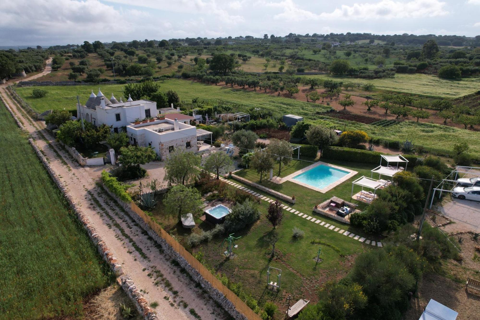 Il Trullo Volza Villa Locorotondo Exterior photo