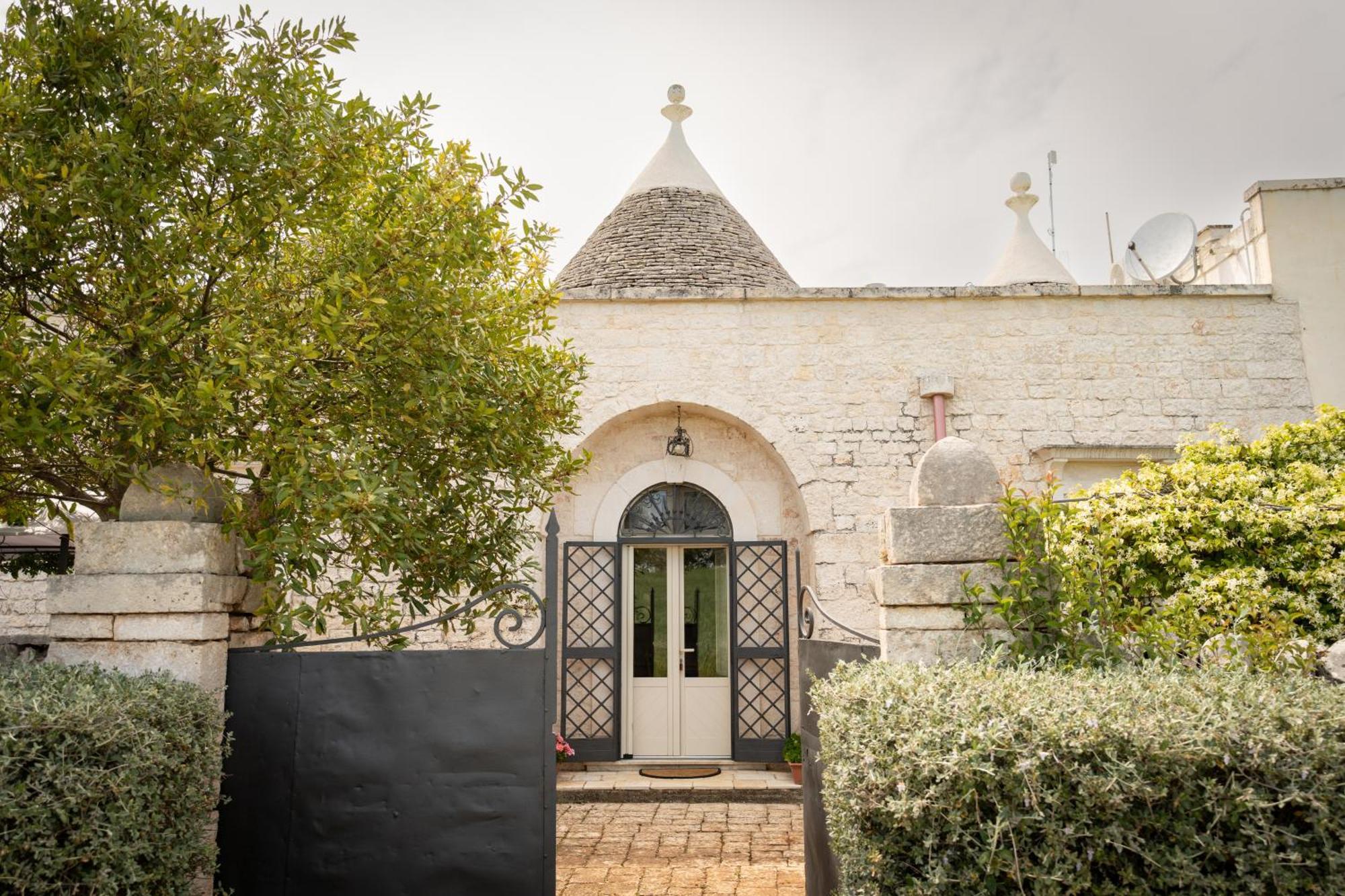 Il Trullo Volza Villa Locorotondo Exterior photo