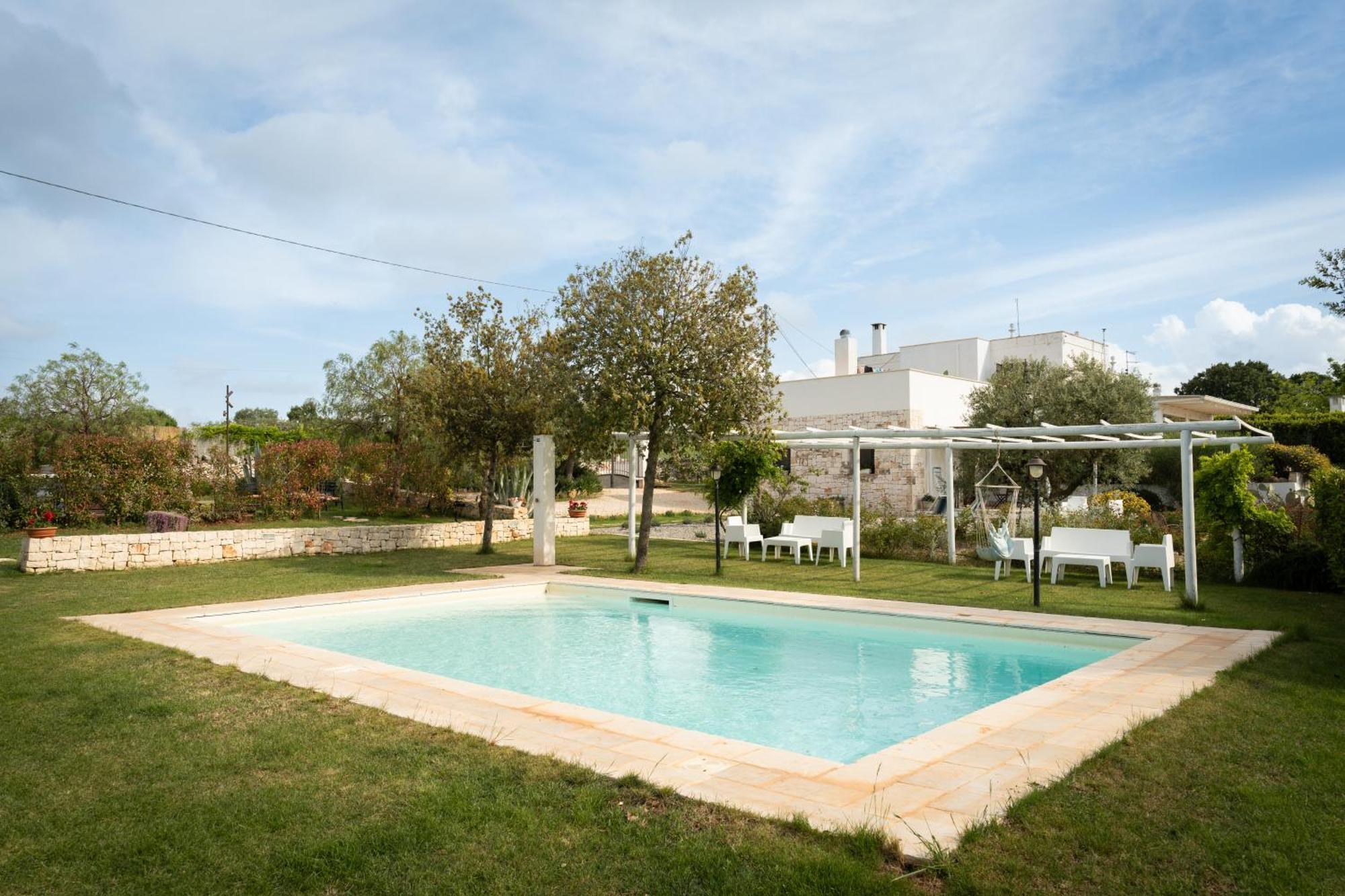Il Trullo Volza Villa Locorotondo Exterior photo