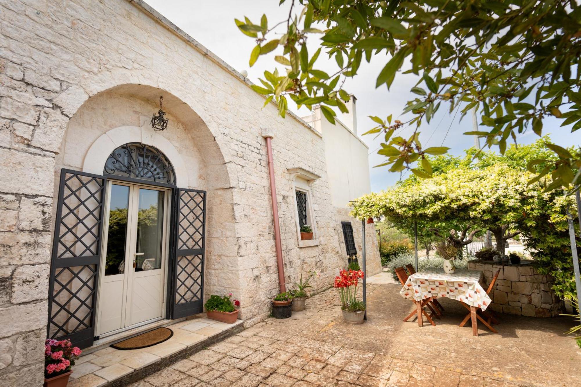 Il Trullo Volza Villa Locorotondo Exterior photo